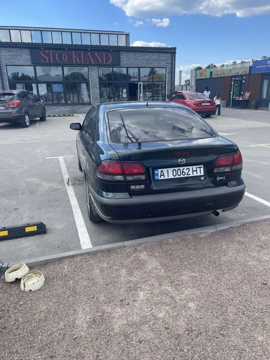 Mazda 626 1998 року