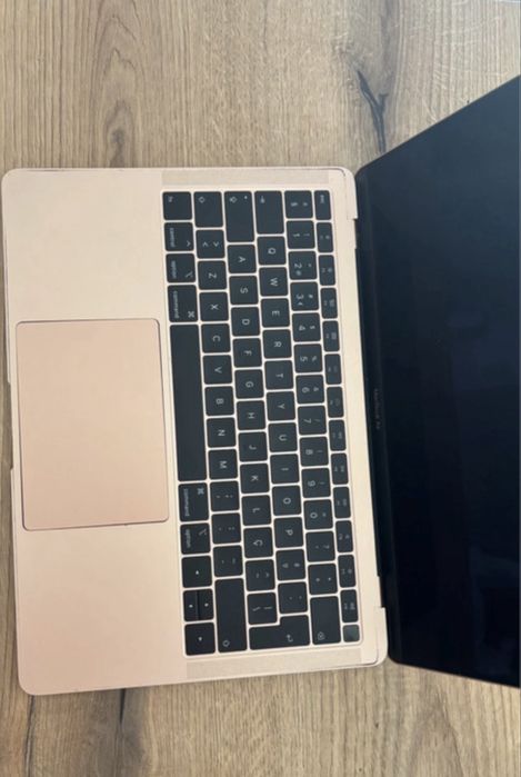 MacBook Air 13" Retina