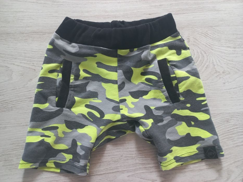 Spodenki chłopięce boom boom rozmiar 92/98