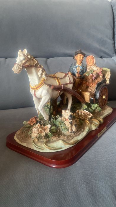 Carruagem estilo Capodimonte