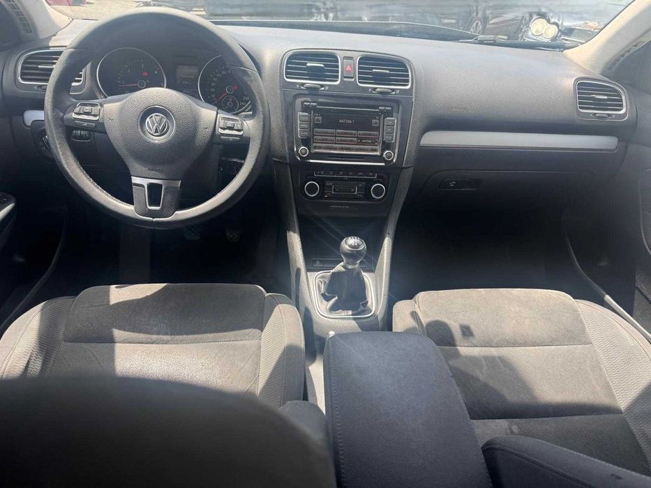 VOLKSWAGEN Golf VI Variant 1.6 TDI de 2012 Salvado