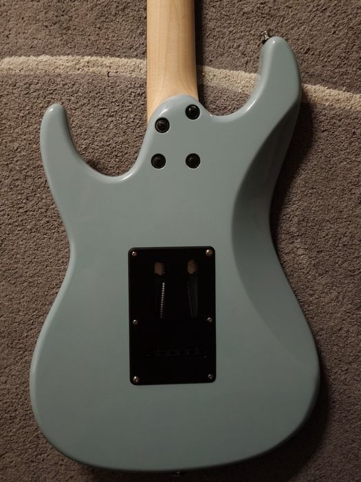 Ibanez azes40-prb
