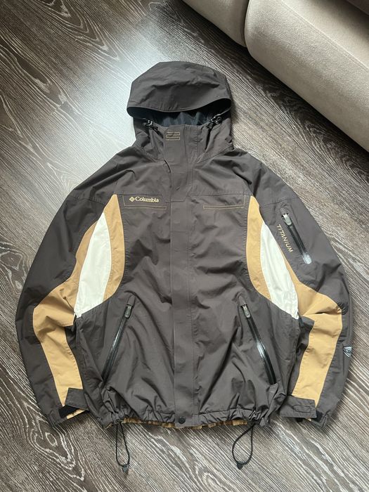 Columbia titanium jacket 3v1