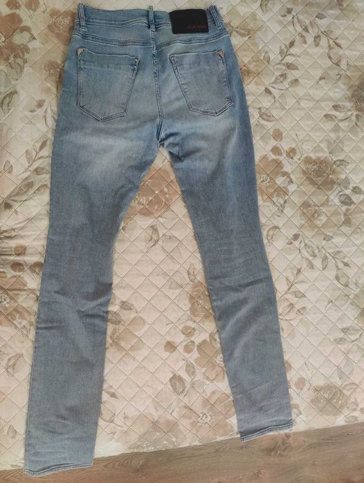 Calças de ganga Antony Morato tam. 42/43 em bom estado