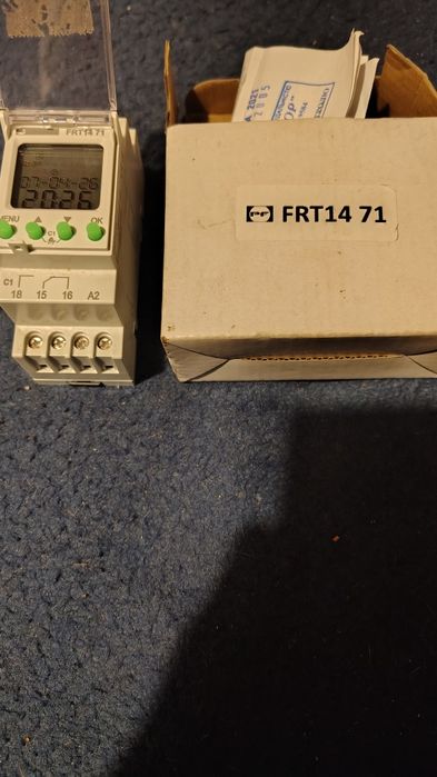 Одноканальное цифровое недельное реле