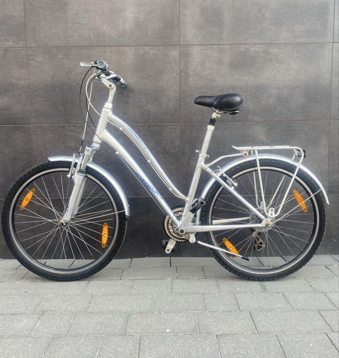 Rower miejski Giant aluminiowy