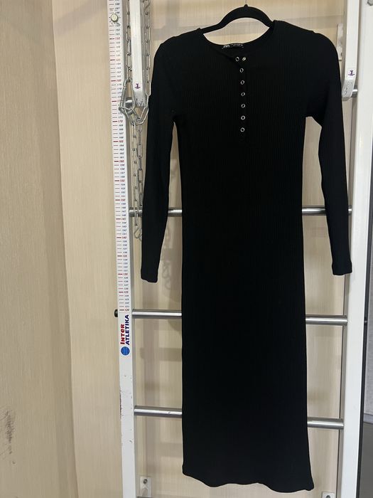 , туника Guess, платье Zara