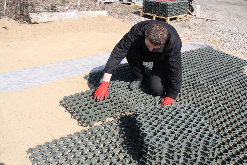 Kratka Parkingowa Drogowa Trawnikowa Płyta Ażurowa 50x50x4cm GEOKRATA