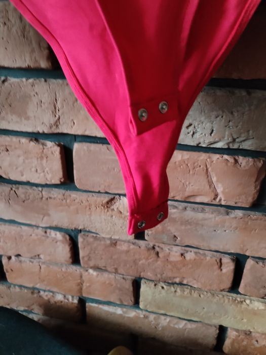 Fajne NOWE body XS-S, czerwone