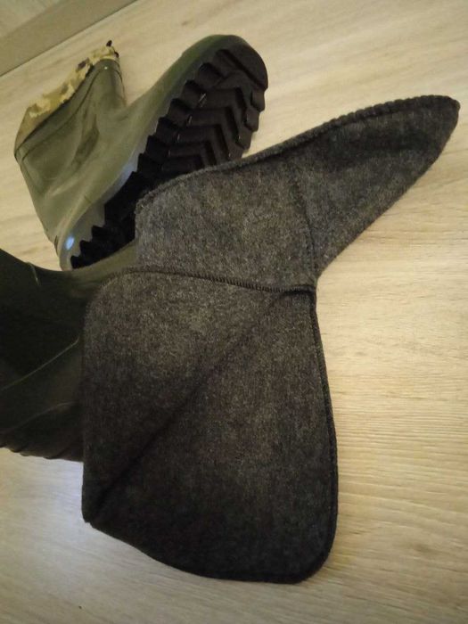 Чоботи чоловічі військові нові