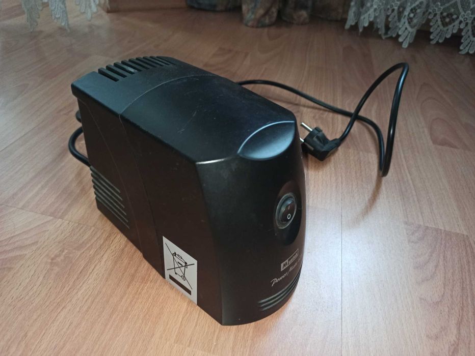 Стабілізатор напруги mustek powermate 625 БЕЗ АККУМУЛЯТОРУ