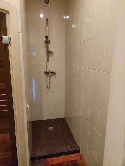 Оренда  приватного будинку у центрі Києва мангал  тераса парковка