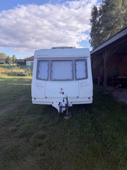Przyczepa kempingowa 4-5 osób Sterling Eccles Amethyst 2000 | Mover na pilota | Pełny przedsionek | DMC 1440 kg