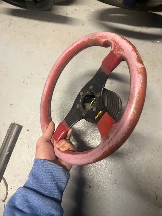 Kierownica momo corse