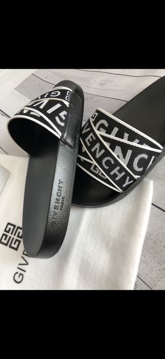 Шлепки Givenchy