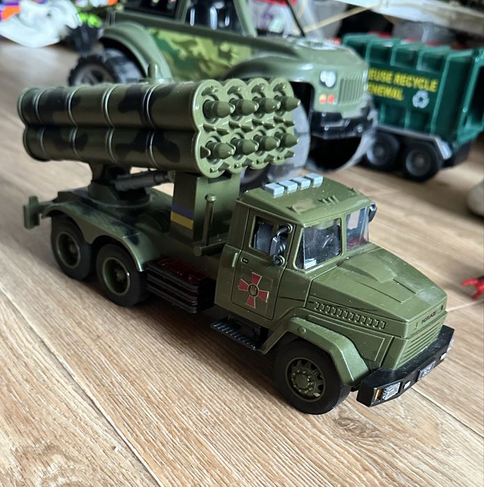 Машинка Автопром краз військова техніка « Установка град»