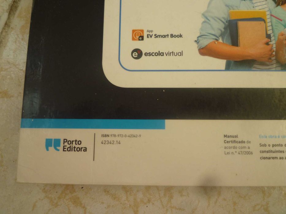 Eu e a Química A 11ºManual caderno actividades e caderno Laboratório