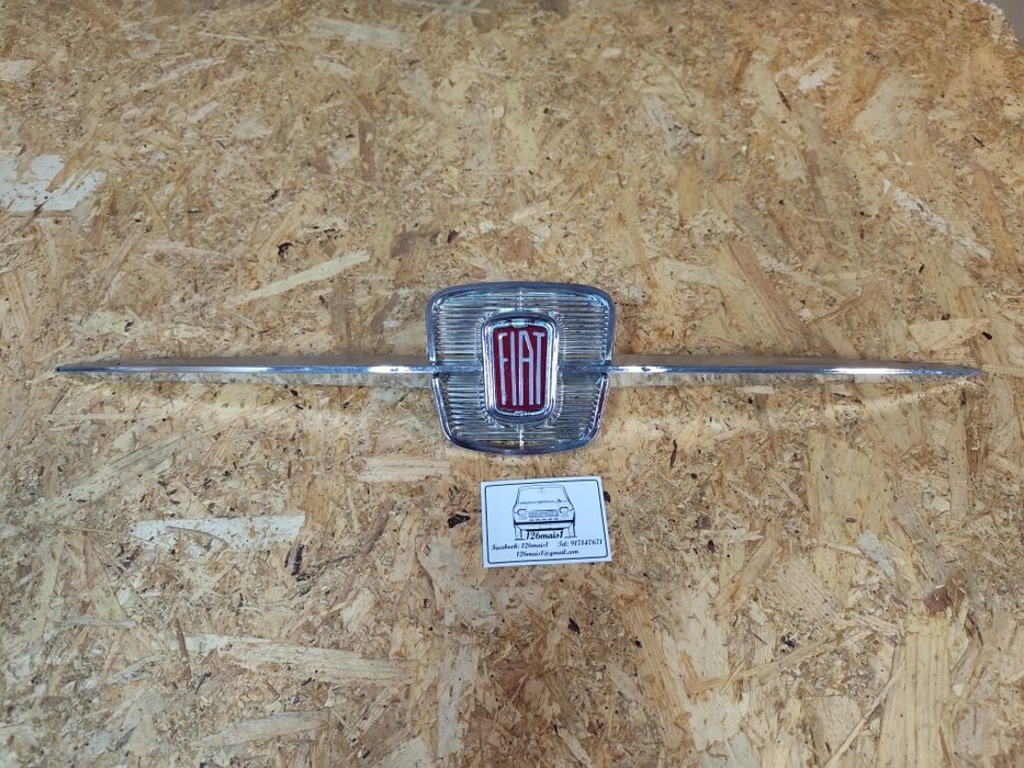 Grelha frontal Fiat 600