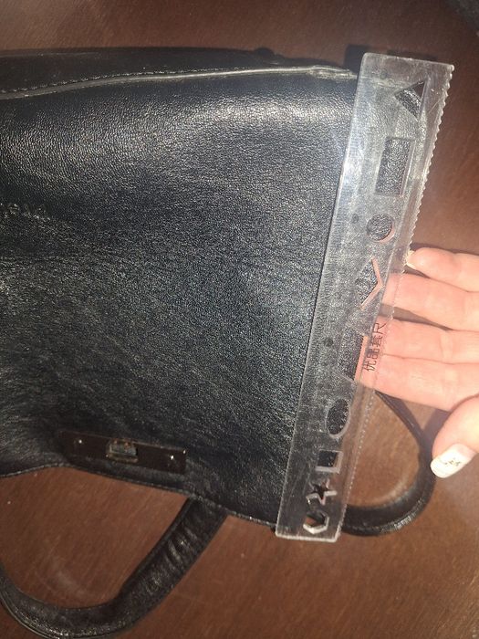 Сумка жіноча чорна в ідеальному стані