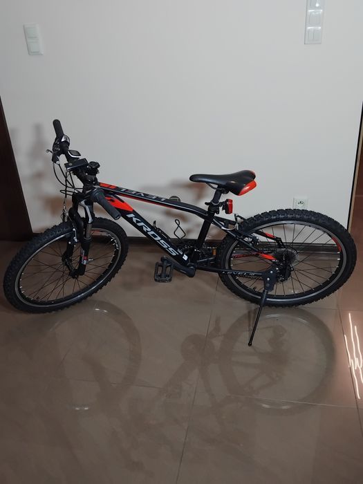 Rower młodzieżowy KROSS LEVEL JR 24 cale doposażony