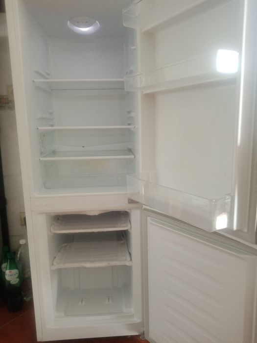 Frigorífico kunft 175L  180€