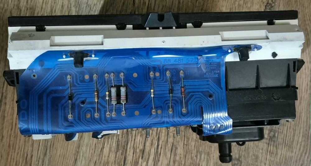 Licznik Zegary VW GOLF MK2 (83-92r.) 1,3 Benzyna Oryginalny VDO