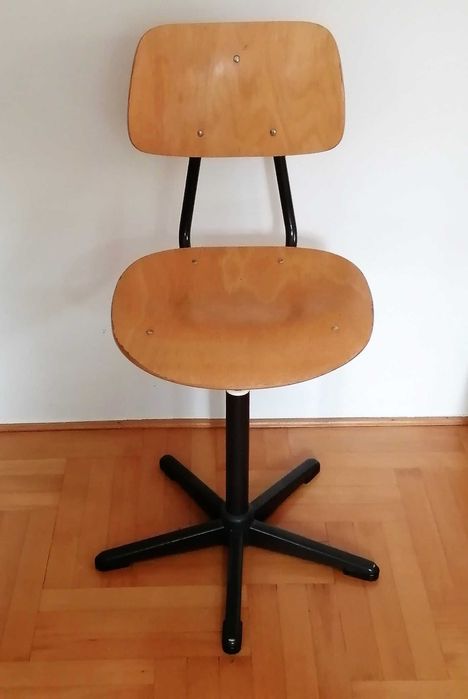 Stare, krzeslo, Vintage, styl industrialny