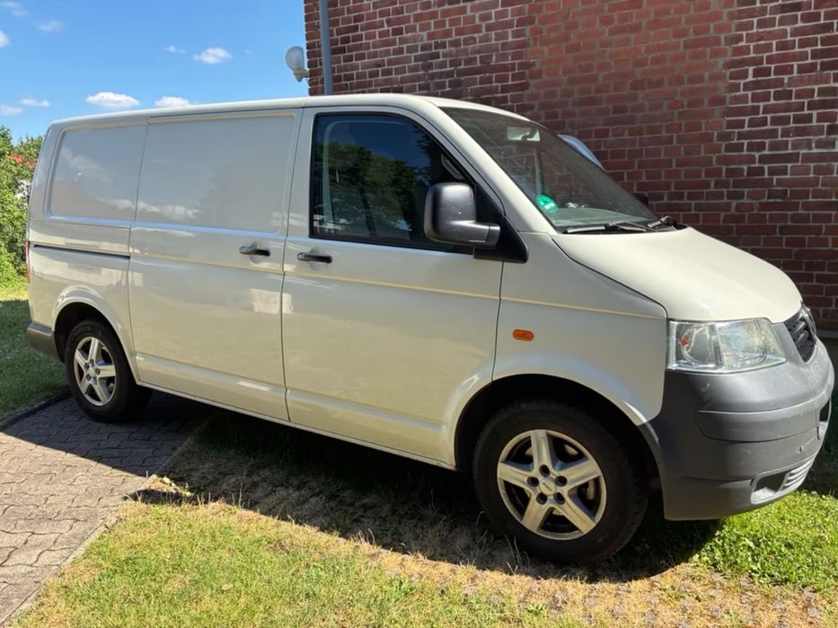 Taxi bagażowe / Przeprowadzki – transport mebli, AGD, zakupów z IKEA