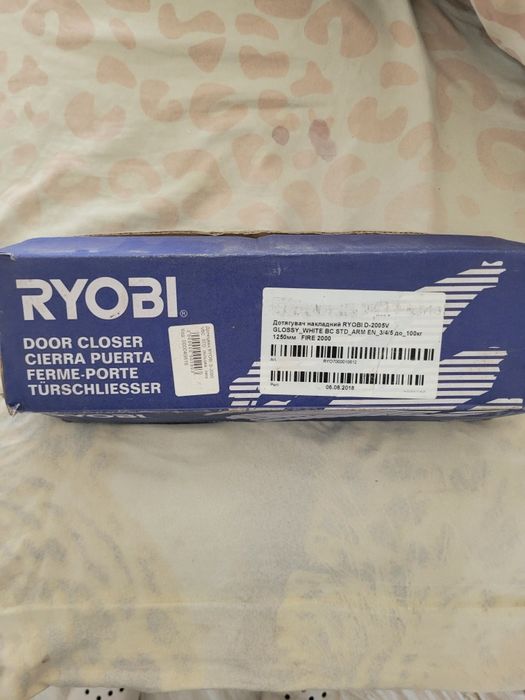 дотягувач накладний RYOBI D-2005V GLOSSI