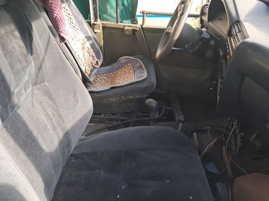 Продам автомобиль уаз 69.