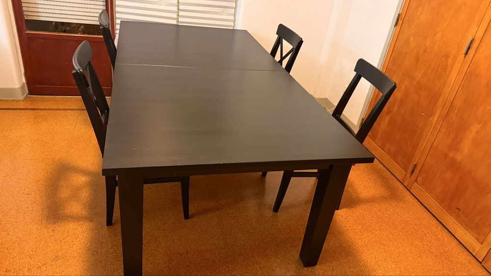 Mesa IKEA BJURSTA extensível 205×105 + 4 cadeiras ROSENTORP