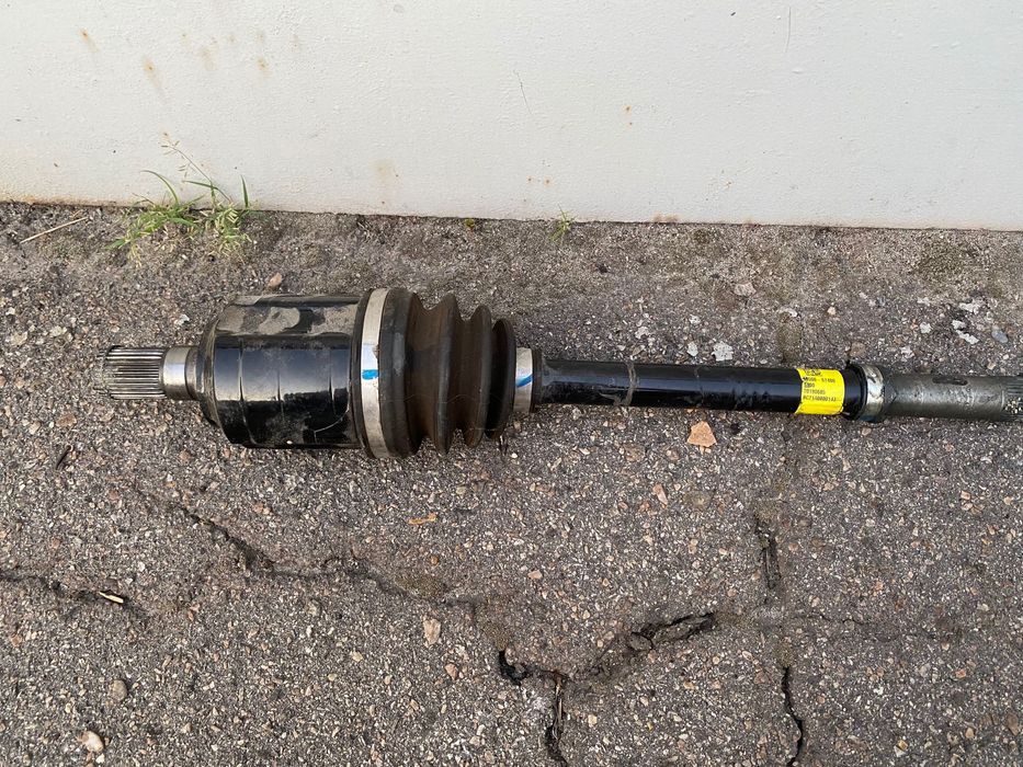 Полуось на Hyundai Santa Fe 4 TM