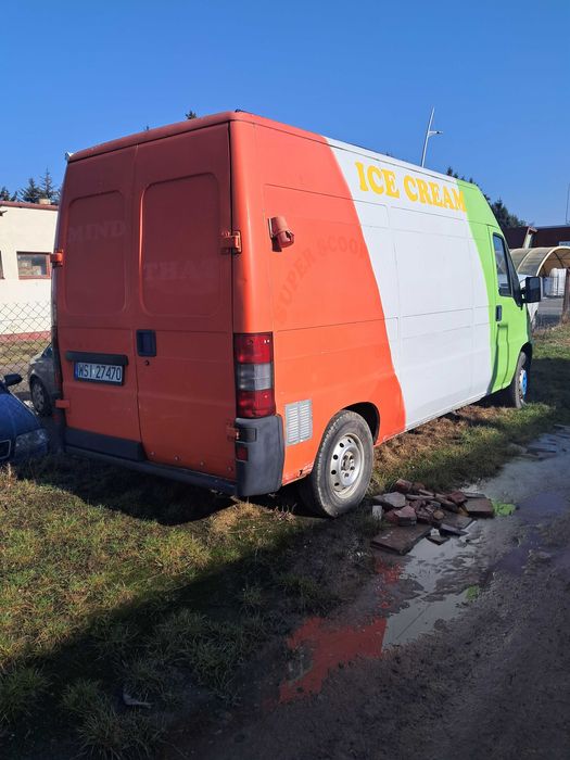Dostawczy lodziarnia