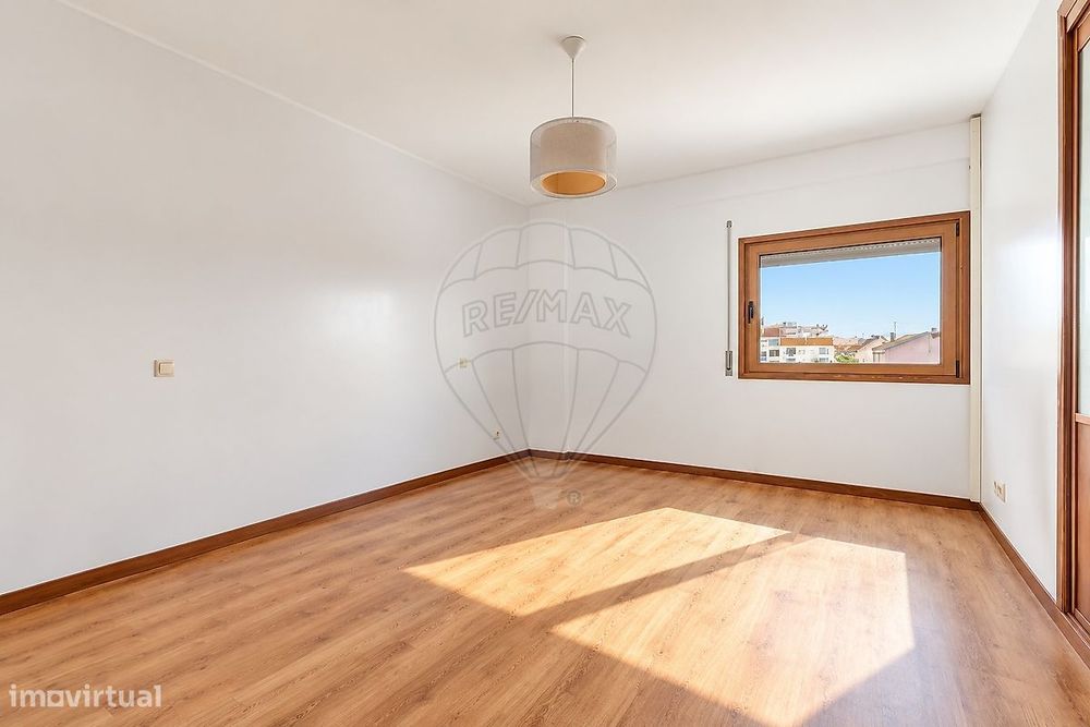 Apartamento T3 para arrendamento