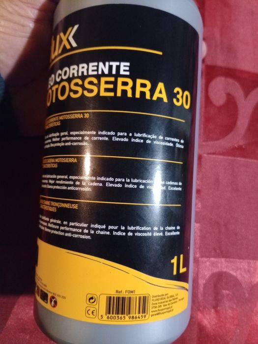 Óleo para corrente de motosserra