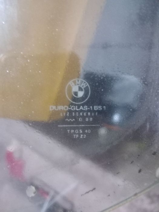 Bmw e28 szyba przednia oryginał