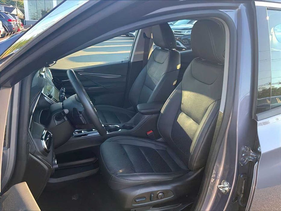 Chevrolet Bolt EV 2LT      2023