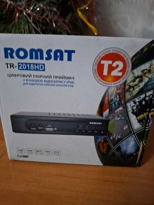 Телевізор LG 21FU2RLX 21' + цифровий ефірний приймач Romsat TR-2018HD