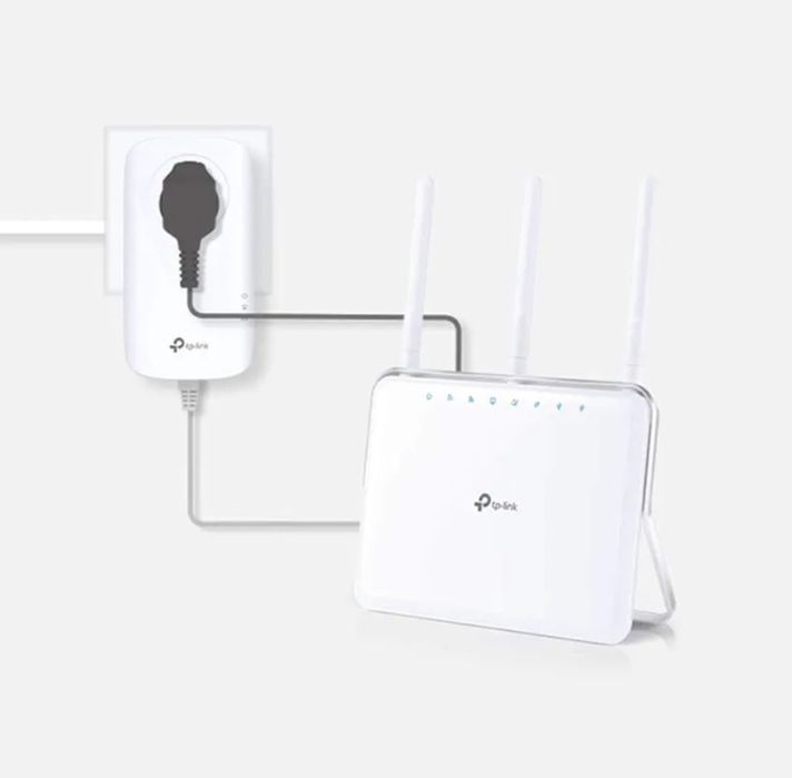 TP-Link TL - PA8010P Kit de início Powerline Passthrough Gigabit AV130