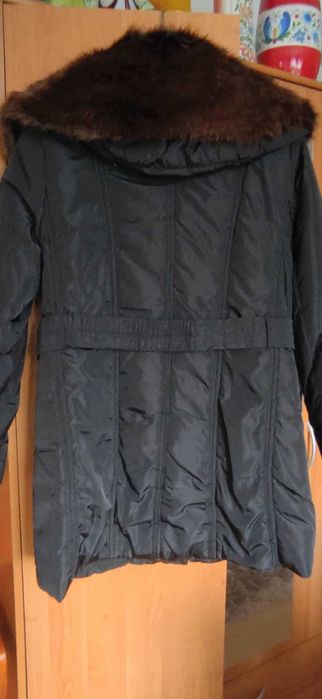 Kurtka zimowa z odpinanym kołnierzem