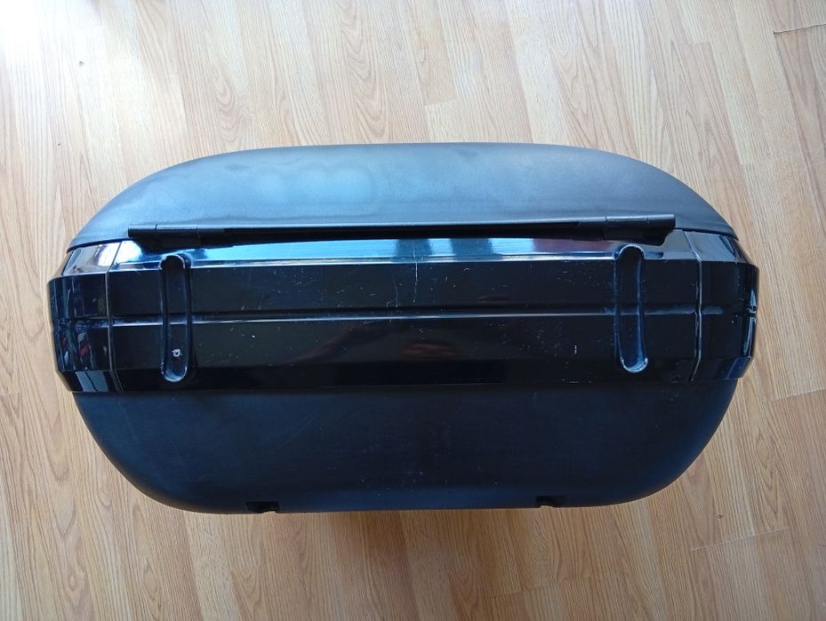 Top Case Givi Maxia E55 Monokey com Base