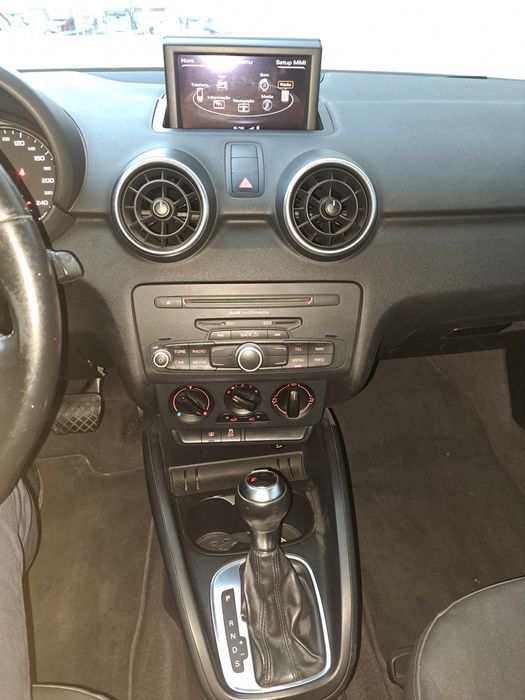 Audi A1 1.6 tdi caixa automática 2012