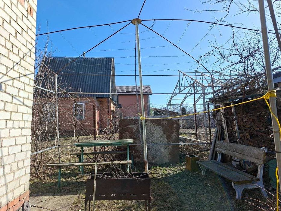 Продаж затишної дачі в Новоселівці!