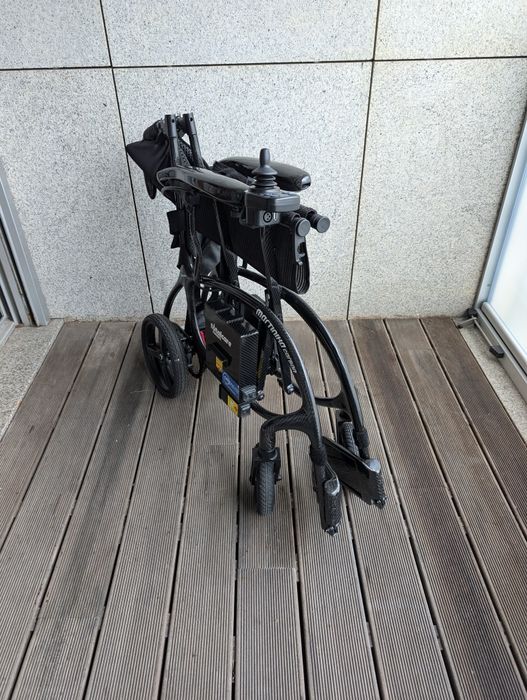 Cadeira de rodas eléctrica martinika carbon