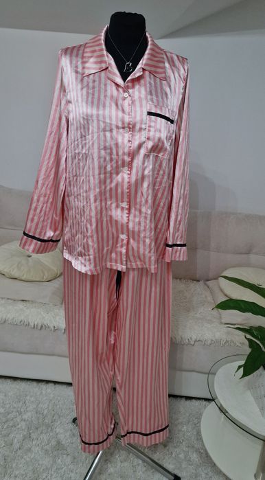 Piżamka damska,satyna.