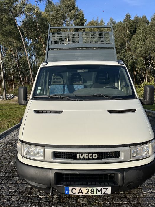 Vendo/ Troco Iveco