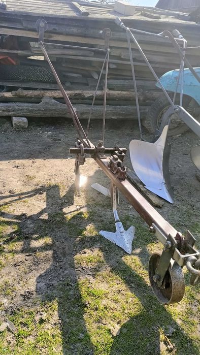 Кінний інвентар: плуг, культиватор, рало, огорювач картоплі