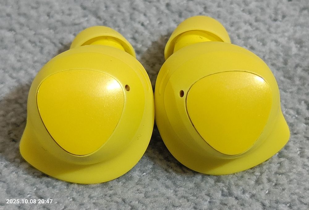 Бездротові навушники Samsung Galaxy Buds SM-R170 Yellow.