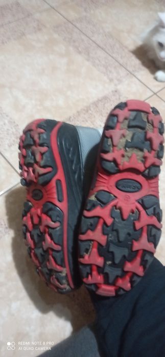 Чоботи зимові дитячі.