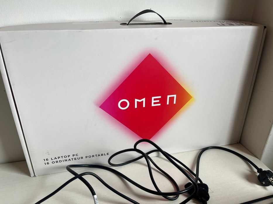 Portátil Gaming HP OMEN 16 | RTX 4050 | Ryzen 7 7840HS | 16GB RAM | SSD 512GB